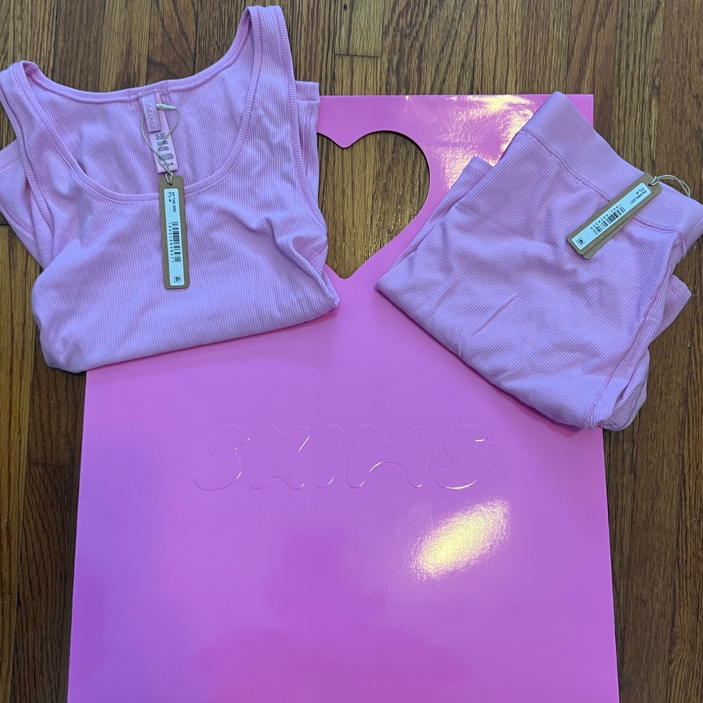 Skims soft lounge set